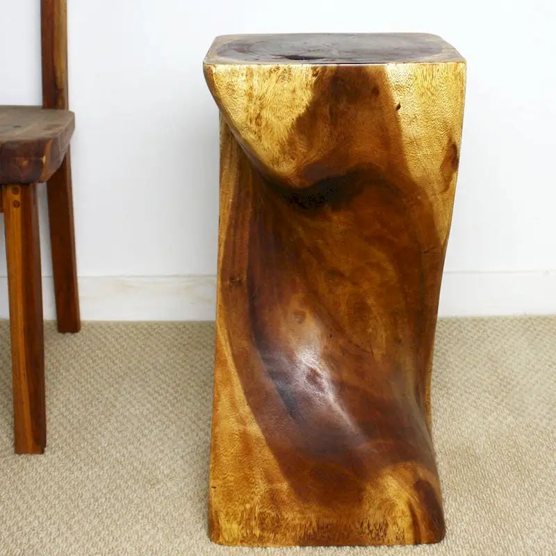 Tablette-sellette Haussmann Twist simple 12 po L x 24 po H Huile de noyer - 12 x 12 x 24