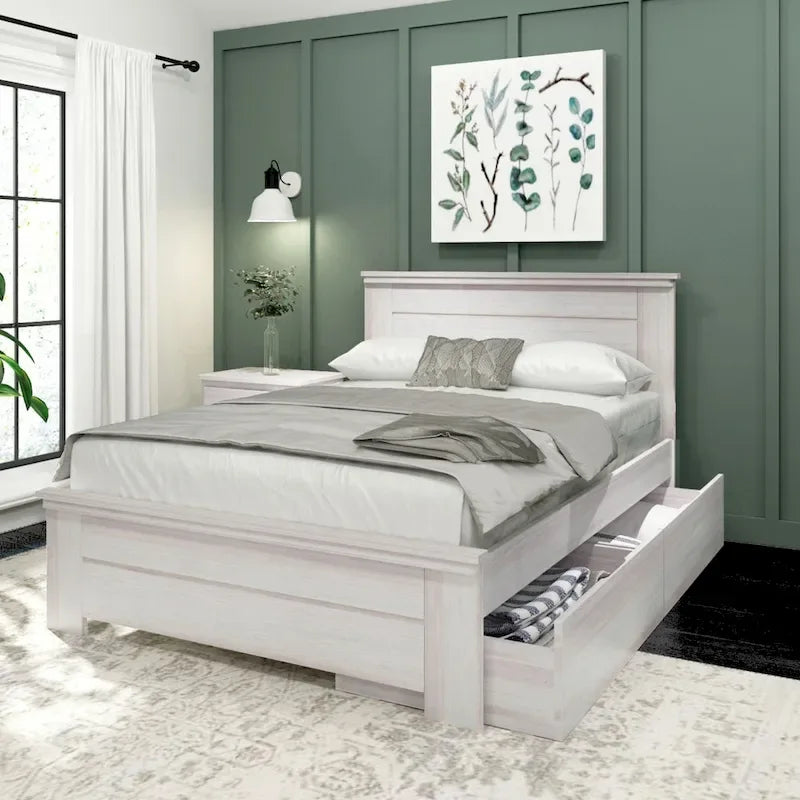 Lit double de ferme à planches et poutres avec tête de lit à panneaux et tiroirs de rangement