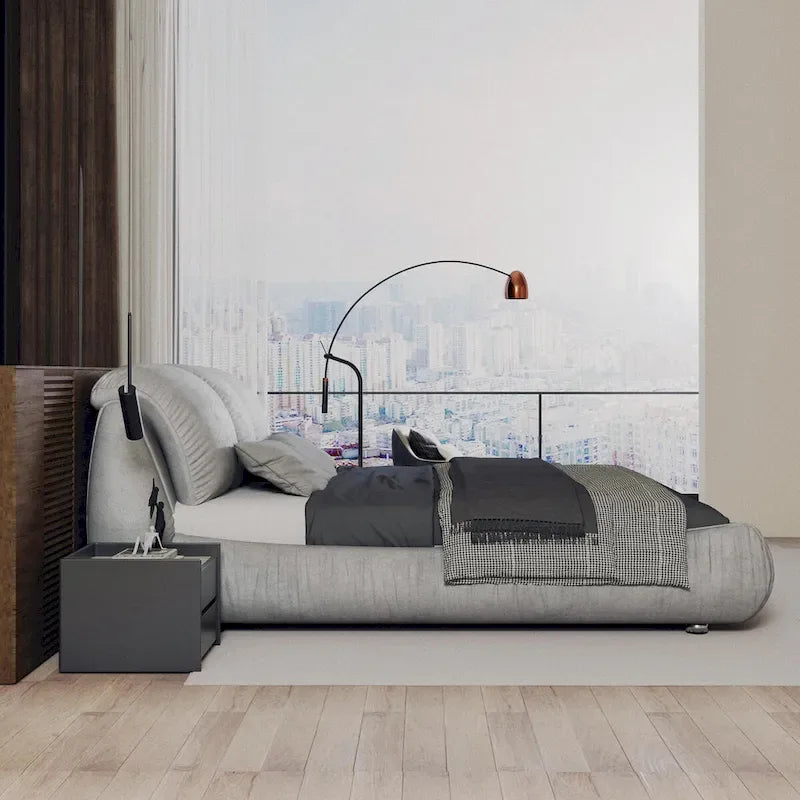 Lit plateforme rembourré King Size avec tête de lit capitonnée surdimensionnée