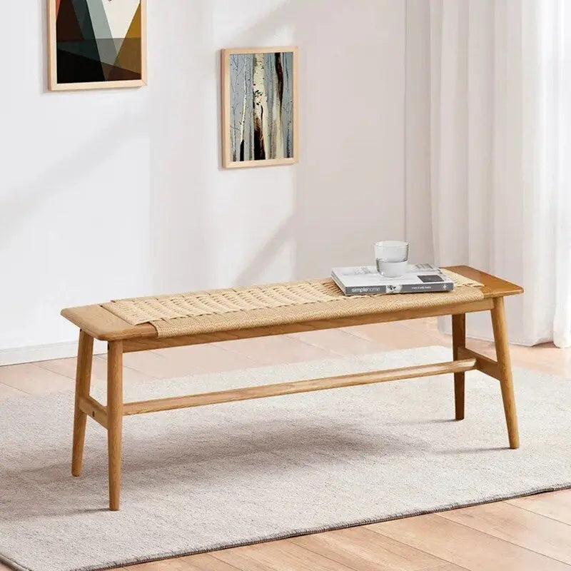 Banc d'intérieur de style bohème en chêne massif avec assise en corde tressée et assemblage tenon-mortaise pour entrée, chambre ou salle à manger